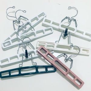 7 Skirt/Pant Hangers